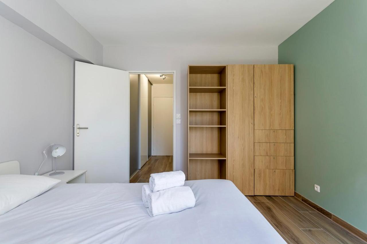 Suite Granges En Rez-De-Jardin Pour 4 Voyageurs Lyon Exterior foto